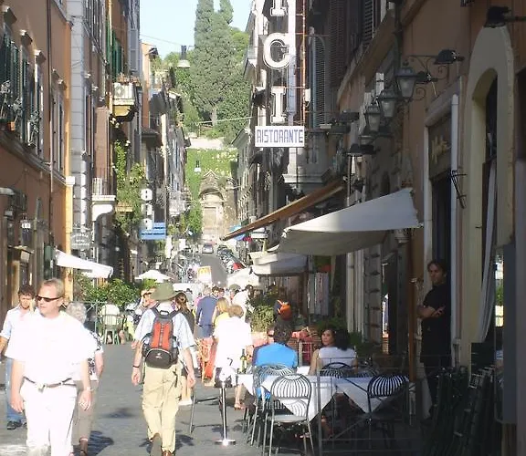 Casa de hóspedes Suites Rome 4*