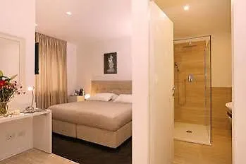 Maison d'hôtes Suites Rome 4*