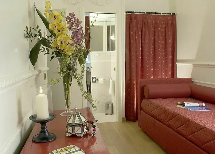 Suites Rome Casa de hóspedes 4*